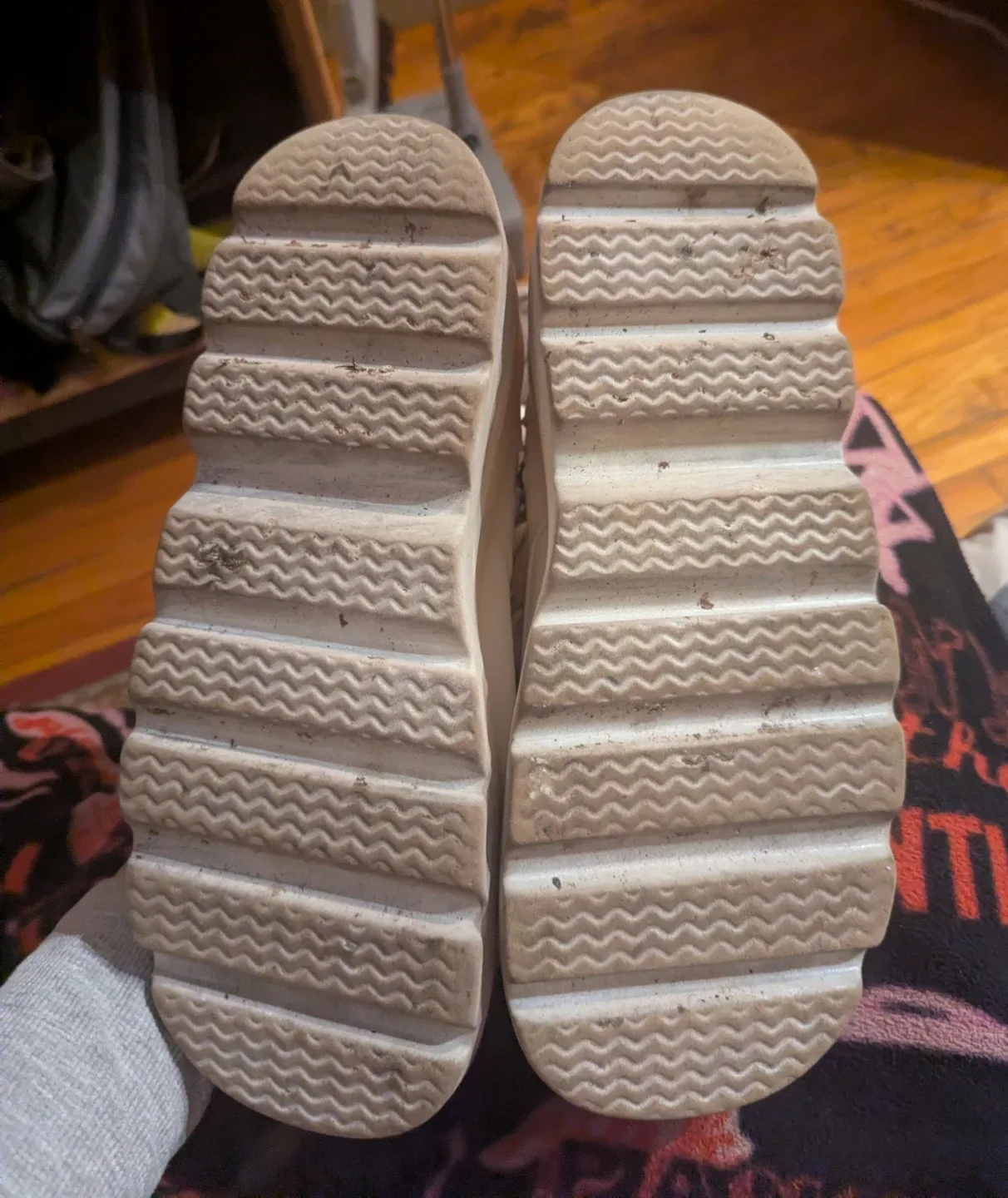 White Platform Boots image indicator(3)