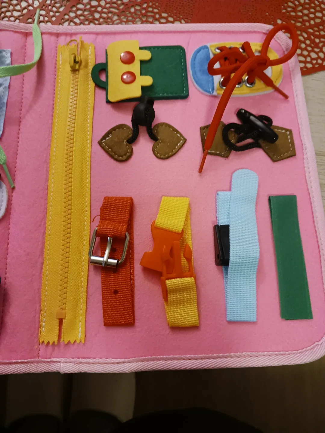 Busy Board for Toddlers image indicator(3)