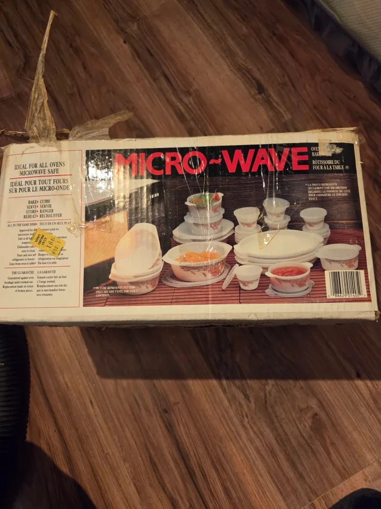 Vintage Micro-Wave Ovenware Set