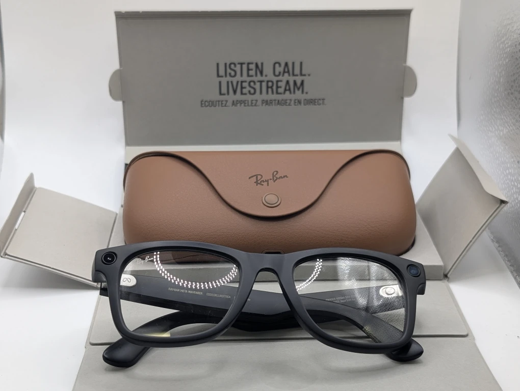Ray-Ban Meta Wayfarer Smart Glasses - Black