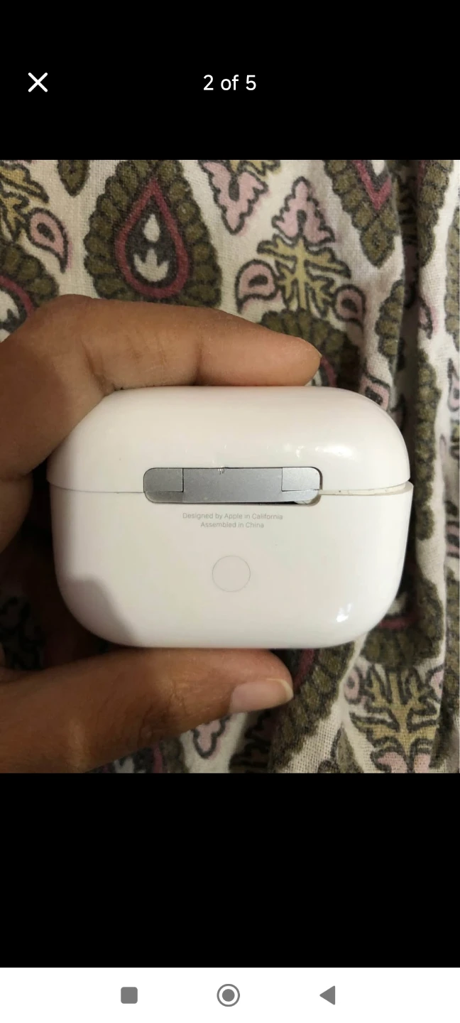 Apple AirPods Pro with Wireless Charging Case