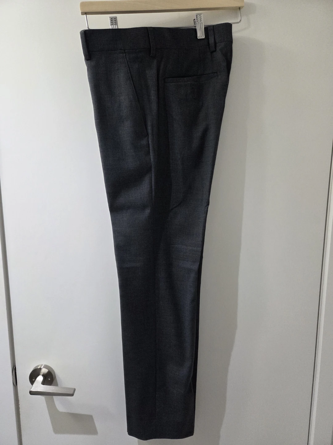 [RW&CO] Tailored Fit Grey Suit Jacket (40R) & Pants (32x30) - photo 4