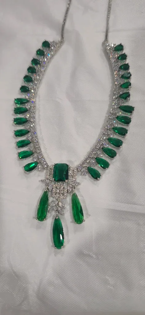 💎 “American Diamond Emerald Set — Elegance in Every Detail.”