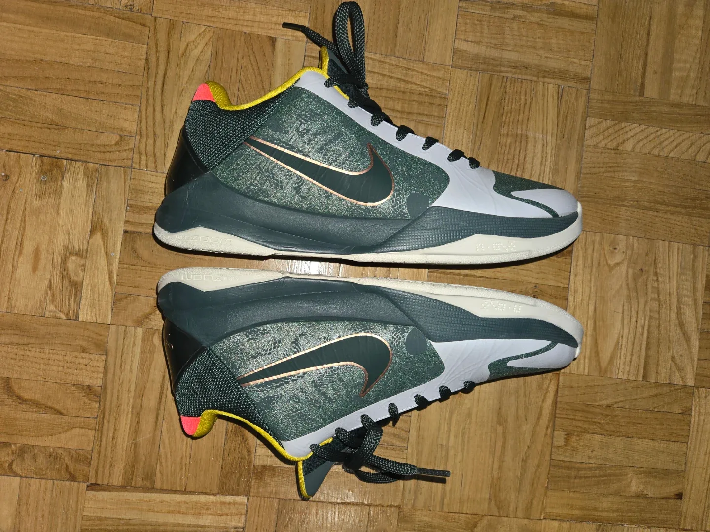 Nike Kobe 5 Protro EYBL Basketball Shoes image indicator(7)