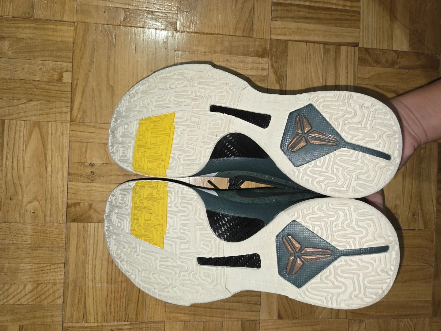 Nike Kobe 5 Protro EYBL Basketball Shoes image indicator(8)