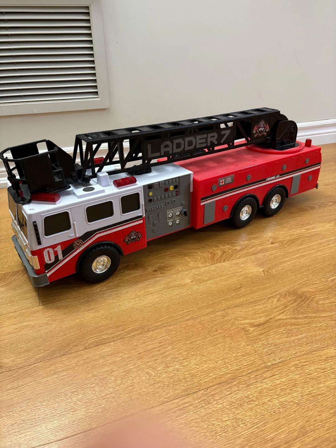 Toy Firetruck Ladder 7