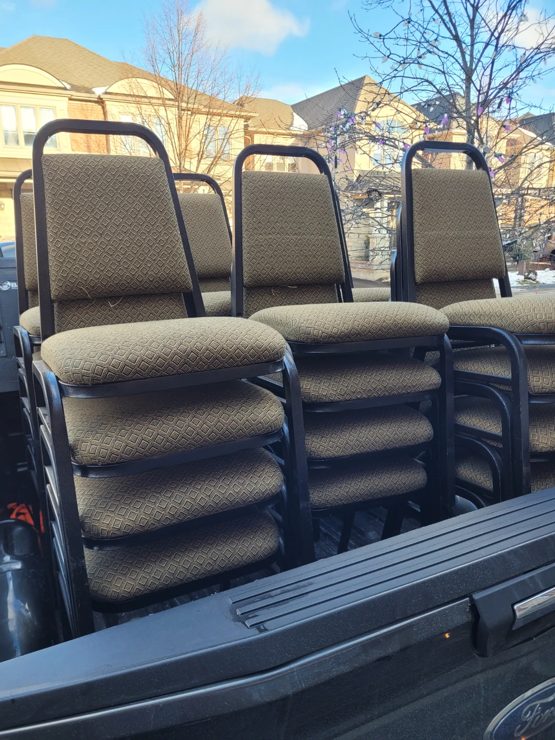 Stackable Banquet Chairs 13 total $10 each - photo 3