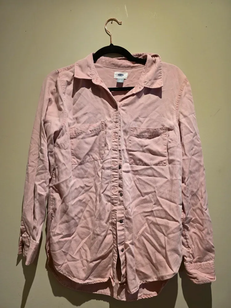 Old Navy Pink Button-Up Shirt - Size M