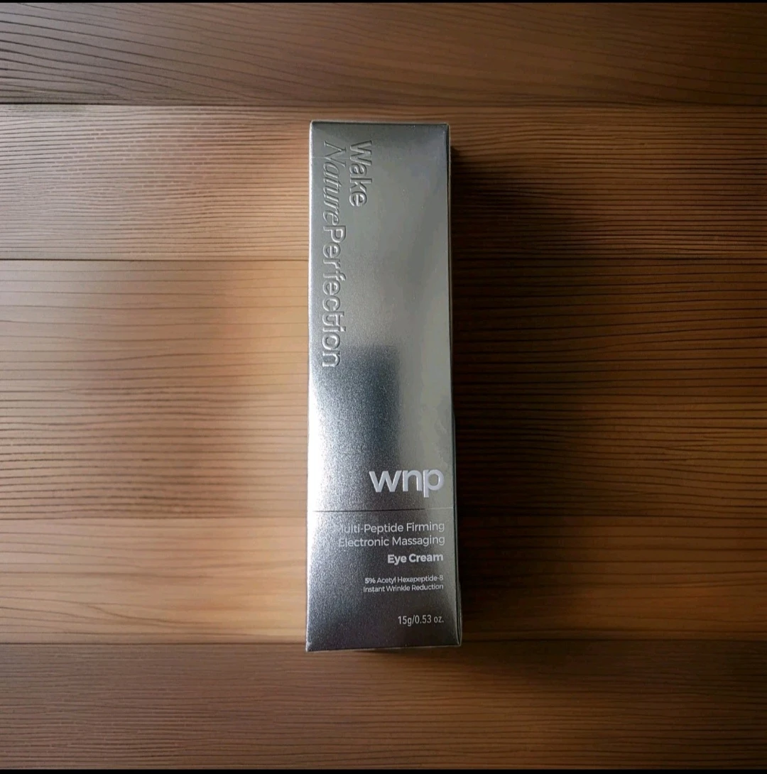 Wake Wrinkle Eraser Massaging eye cream - photo 2