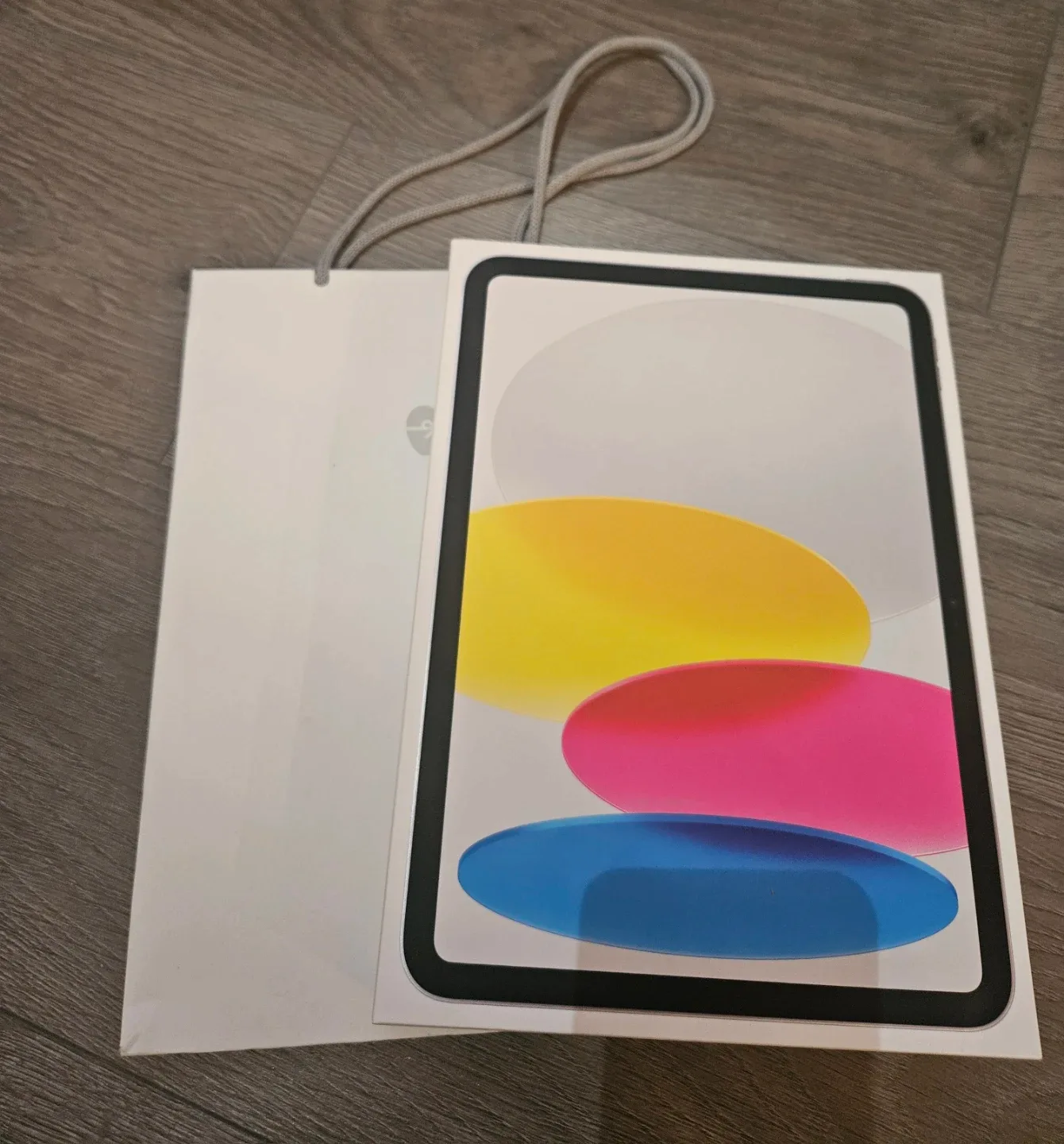 iPad (A16) Sealed Box + Gift Receipt