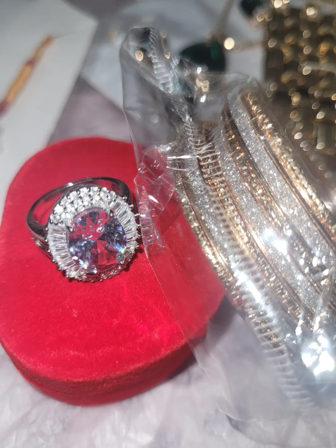 Assorted Fashion Jewellery image indicator(8)