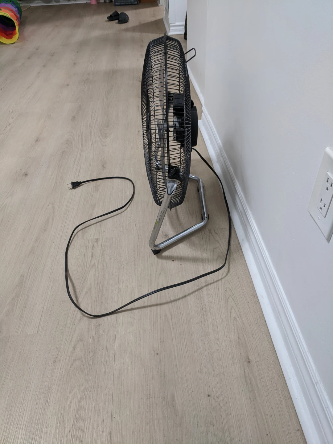 Westinghouse 18" High Velocity Floor Fan - photo 2