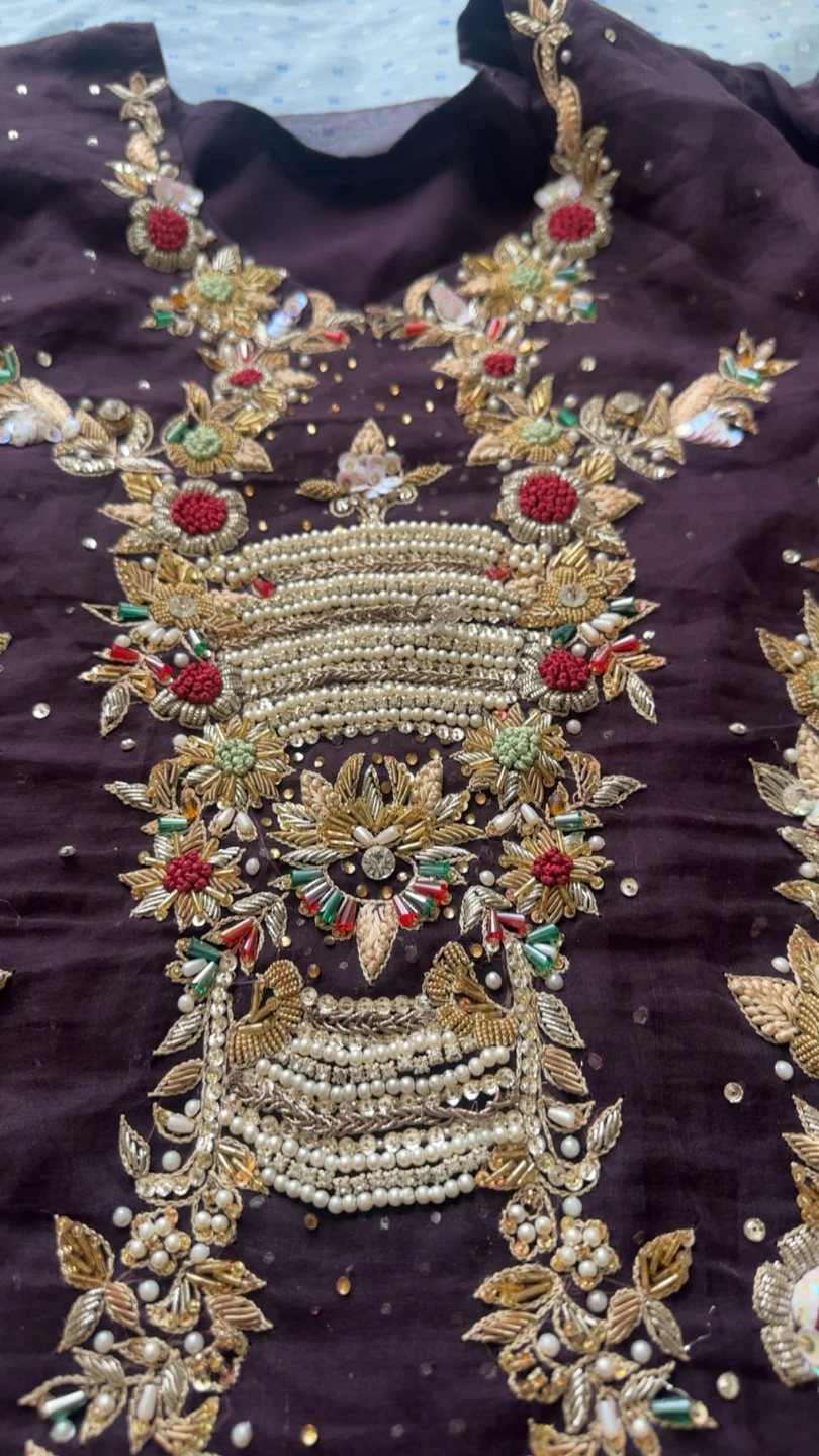 Embroidered Salwar Kameez - photo 3