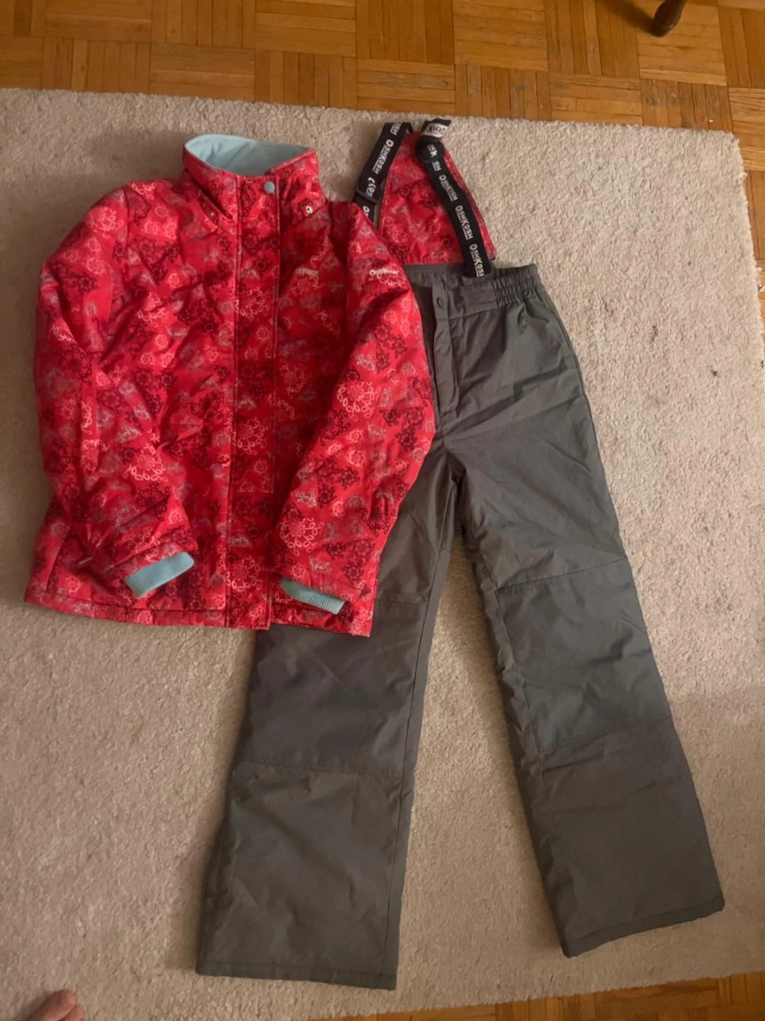 OshKosh B'gosh Ski Suit - Jacket, Pants, Hat & Neck Warmer 14 - photo 2