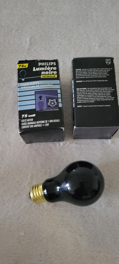 GE & Philips Plant/Black Light Bulbs for in/outdoors