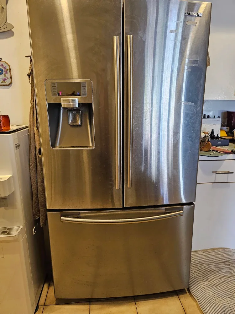 Samsung Stainless Steel Refrigerator image indicator(2)