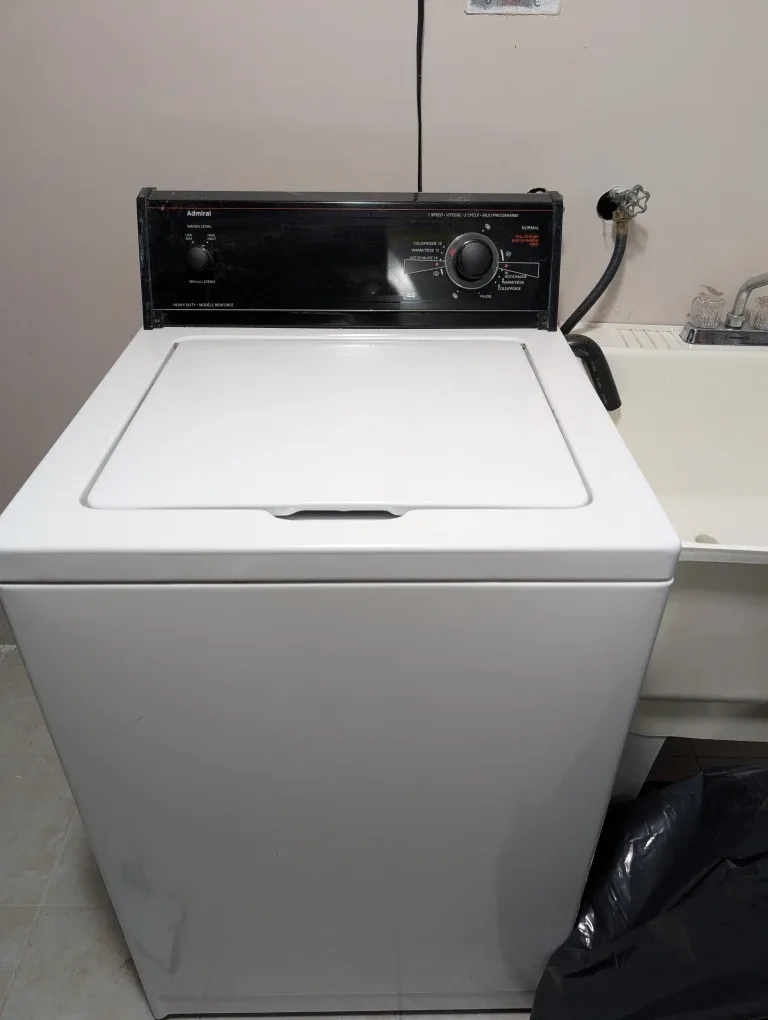Admiral Washing Machine and Dryer Set