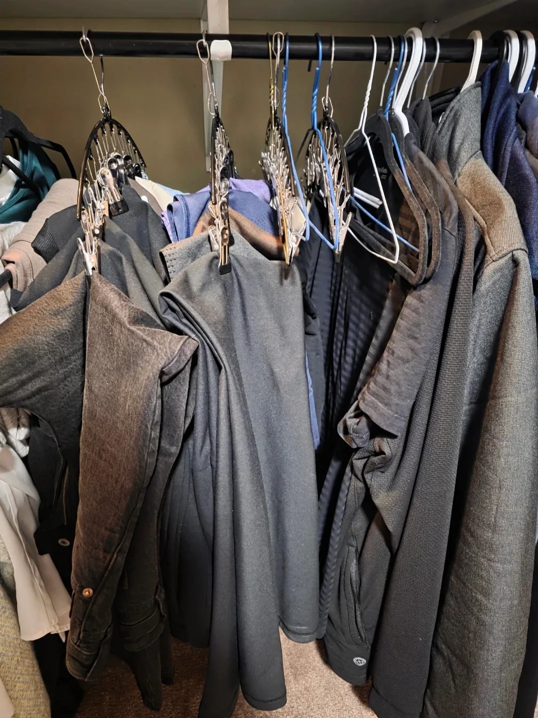 Multi clip Clothes Hanger - 2 pack