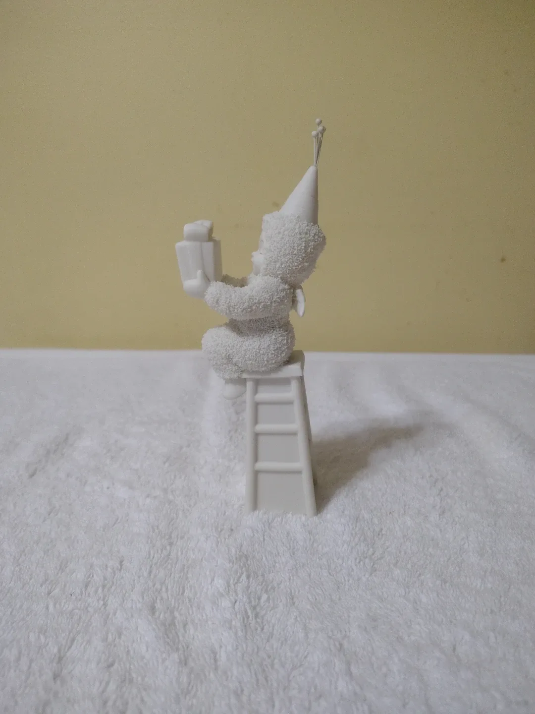 Snowbabies "My First Birthday" Figurine image indicator(3)