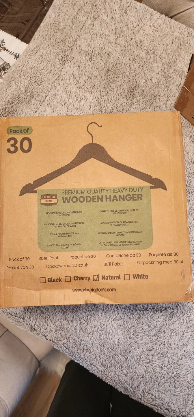 Utopia Home Premium Wooden Hangers - Pack of 30 - photo 3