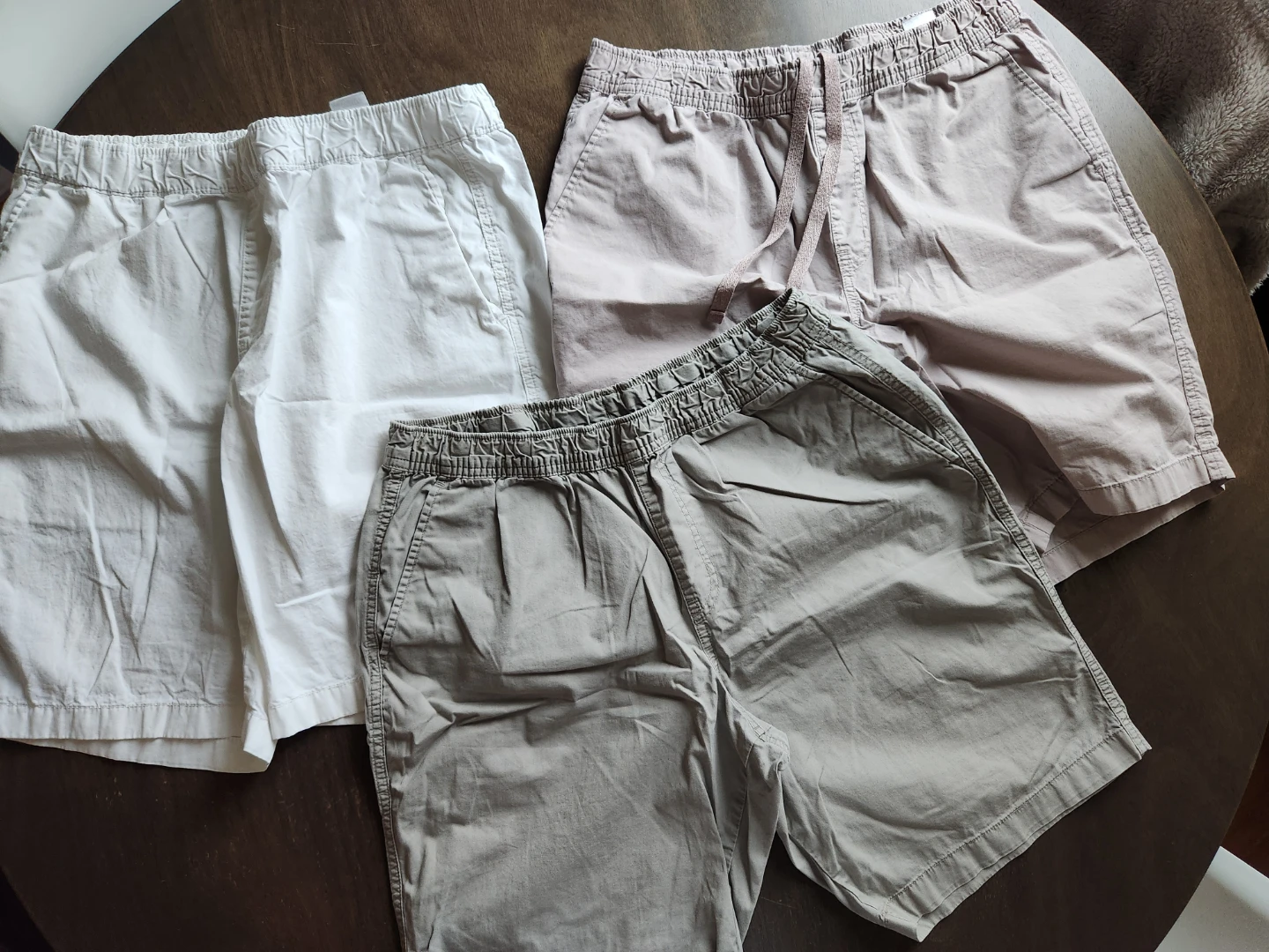Uniqlo Men's Shorts (size M) - Assorted Colors $30 for All - photo 2