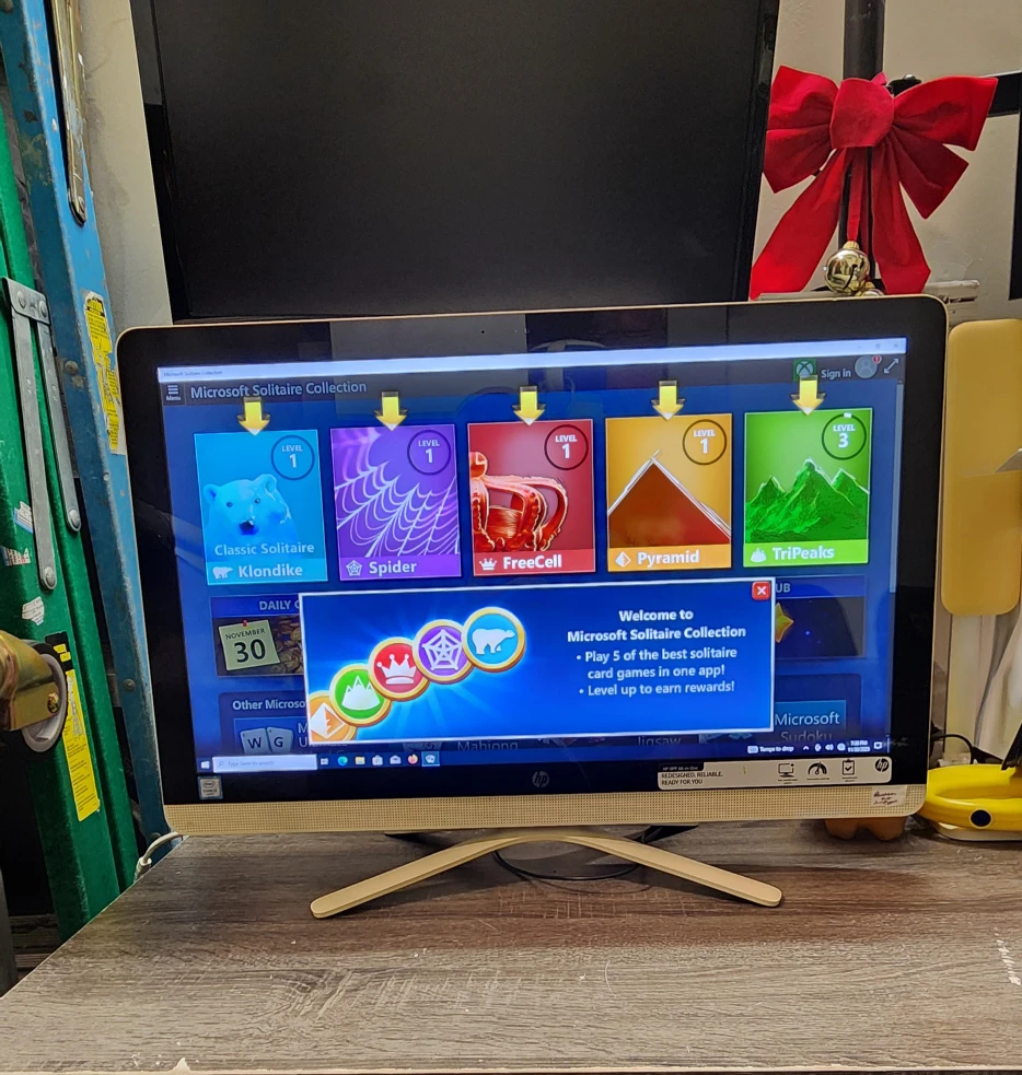 HP All-in-One Touch Screen Desktop PC #Cleanout - photo 2