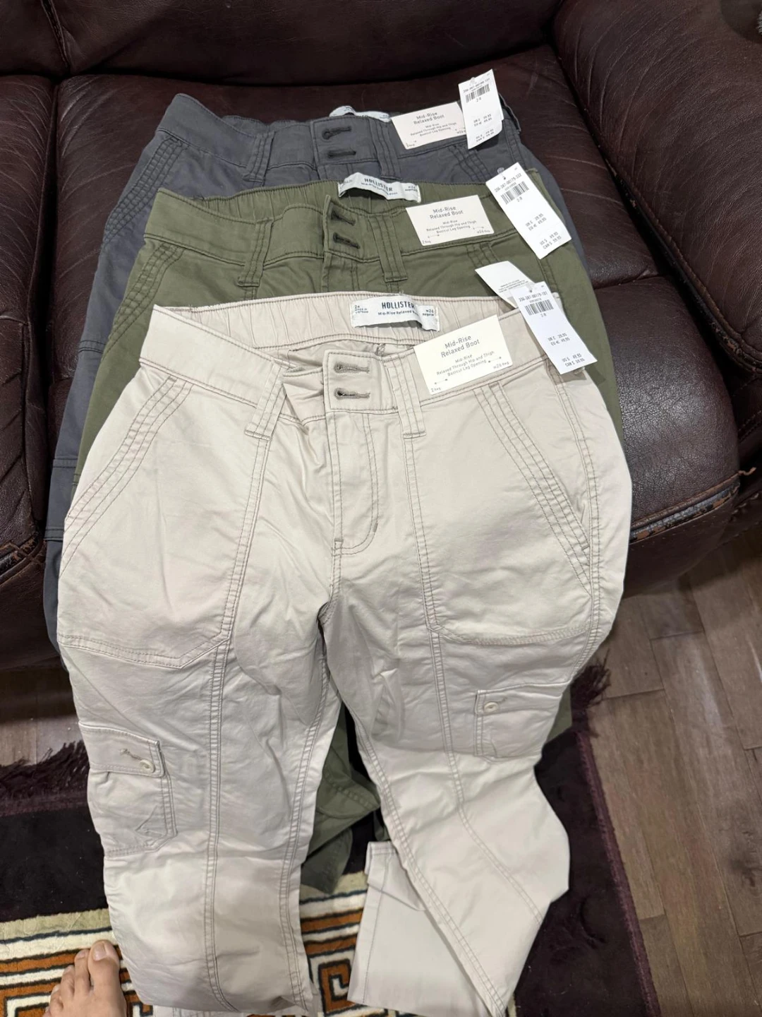 Hollister Mid-Rise Relaxed Boot Pants