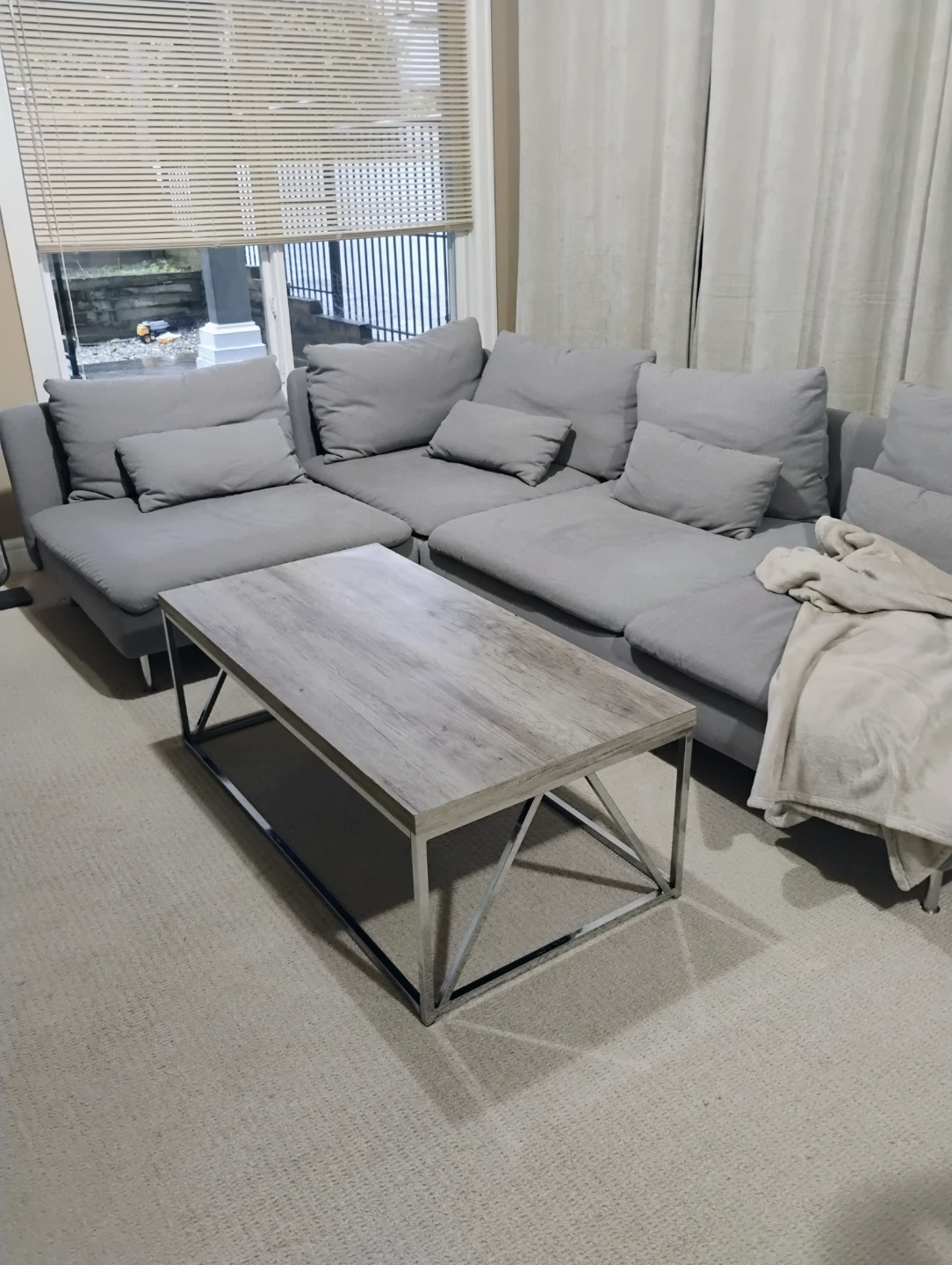 Wood and Metal Coffee Table - photo 4