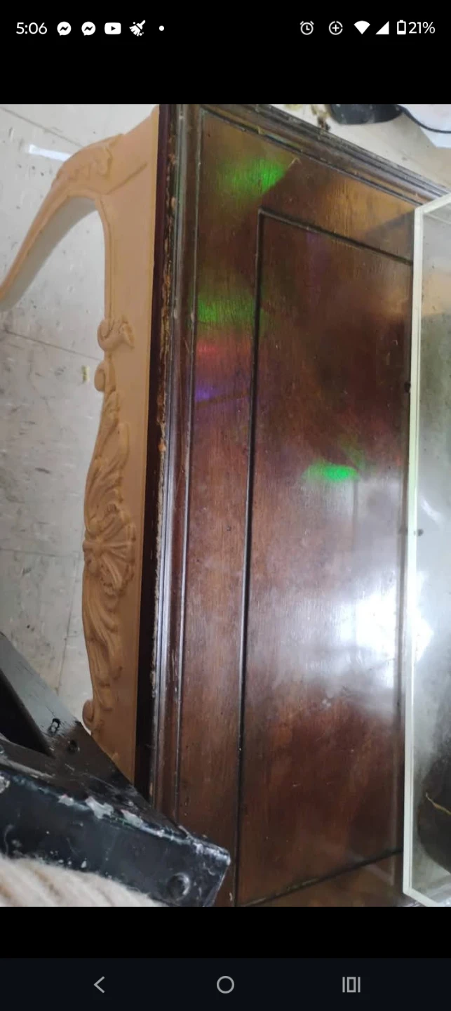 Antique Style Side Table - photo 2