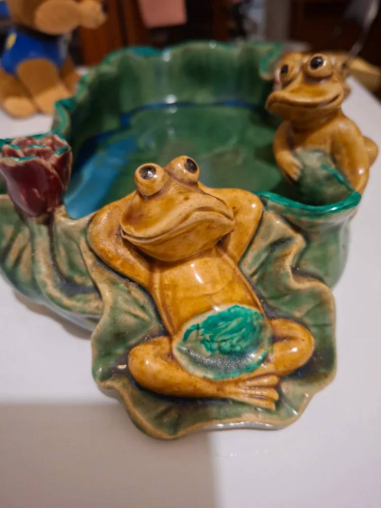 #Clearout-Frog Pond Ceramic Dish
