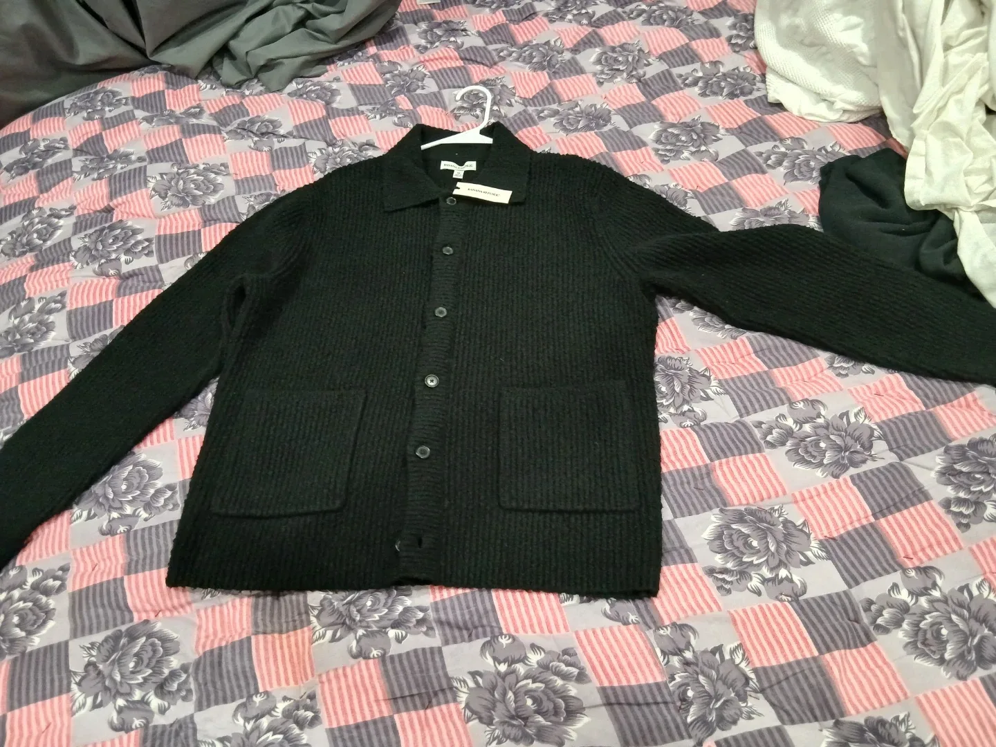 New Banana Republic Black Cardigan - Size M image indicator(2)