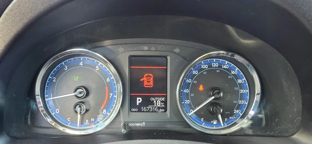 Red Toyota Corolla 2017 LE Sedan image indicator(6)