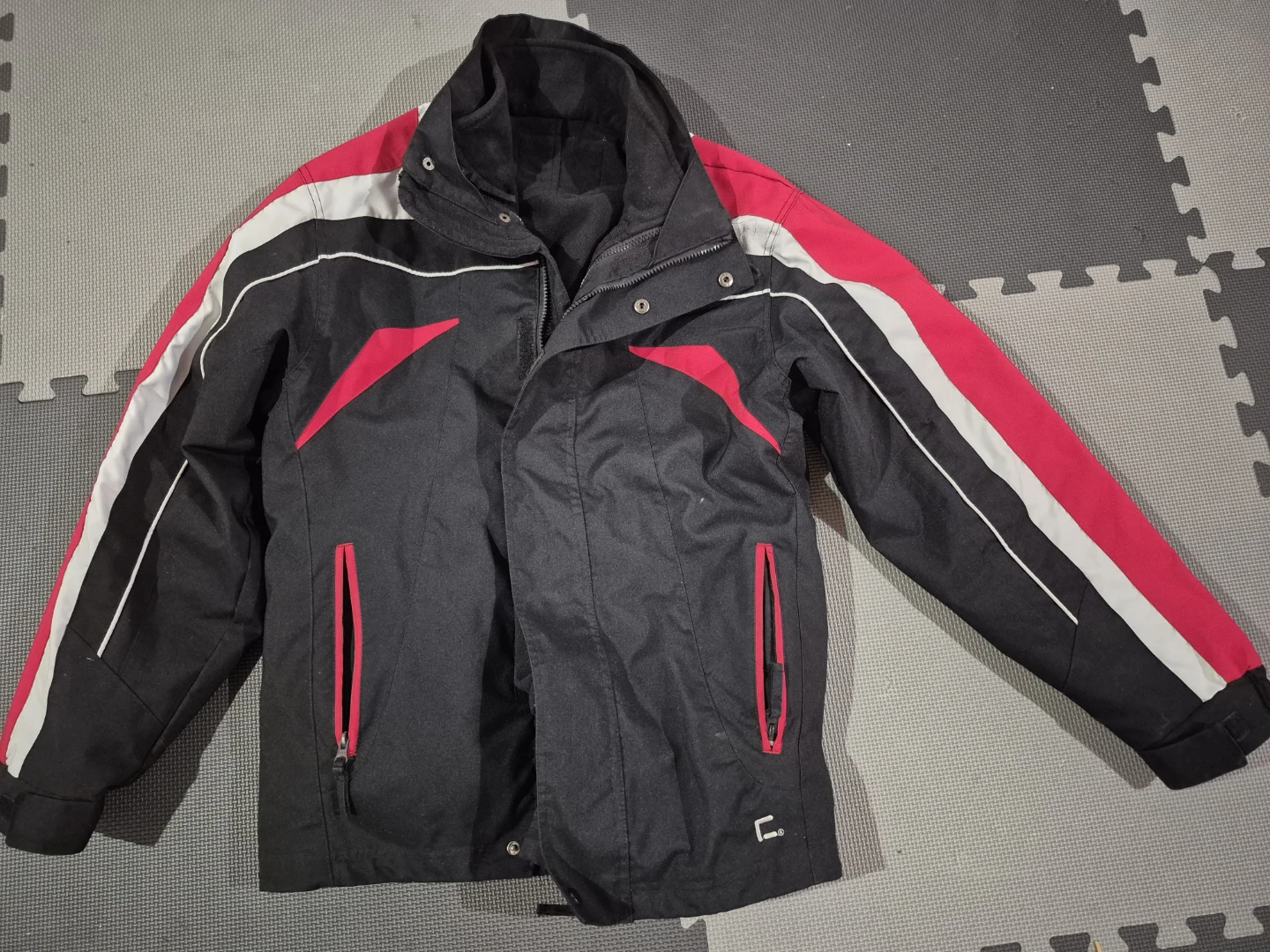 Capsize Winter Jacket - Black & Red
