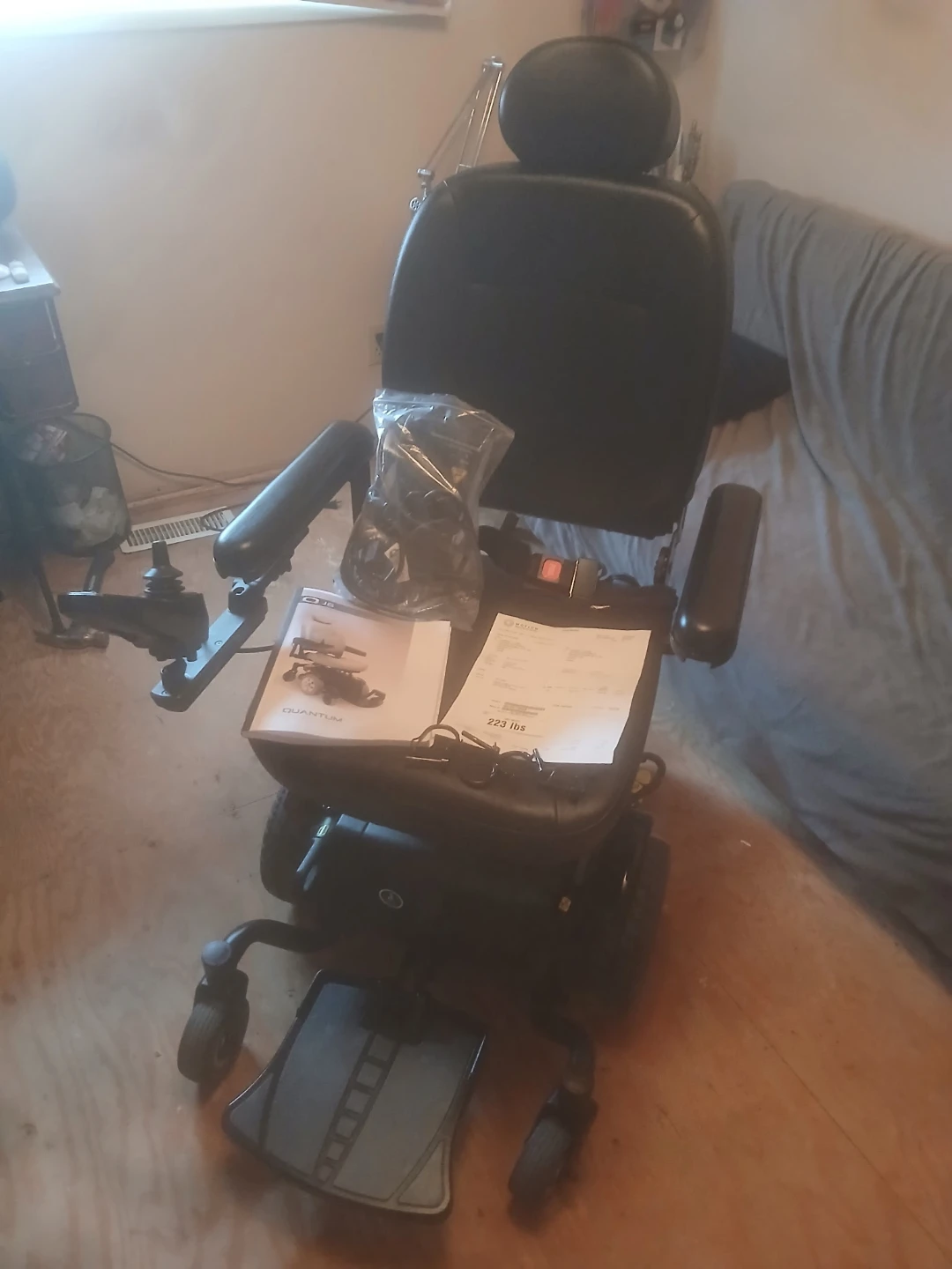J6 platinum top of the line electric mobile chair