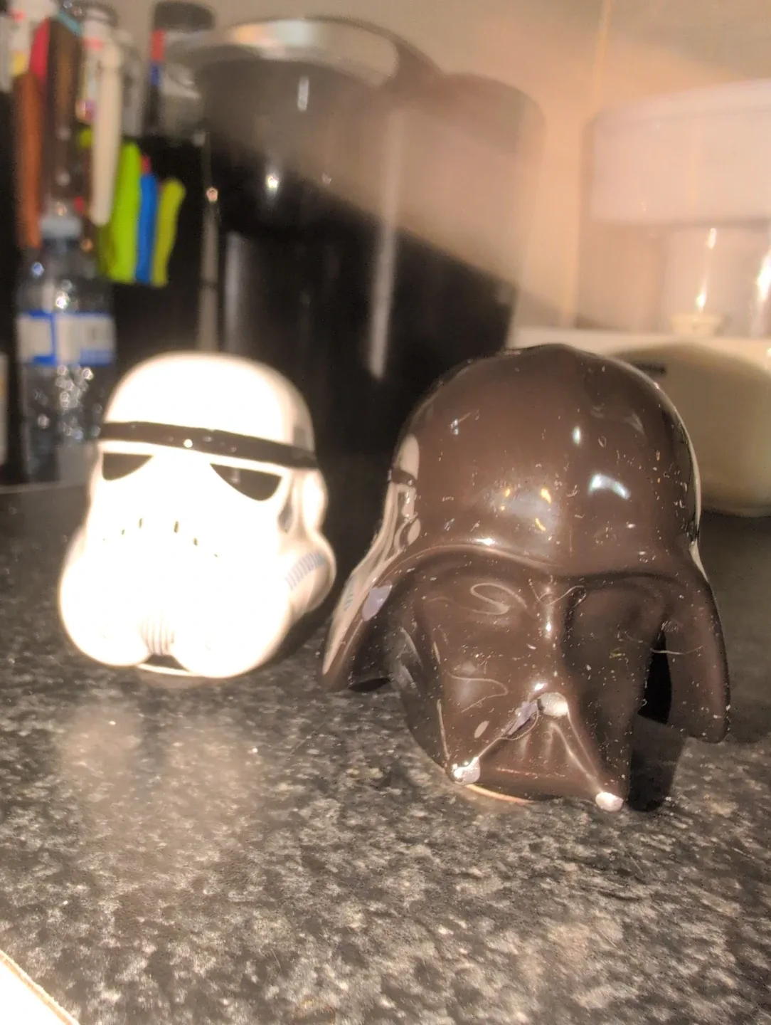 Star Wars Salt & Pepper Shakers image indicator(3)