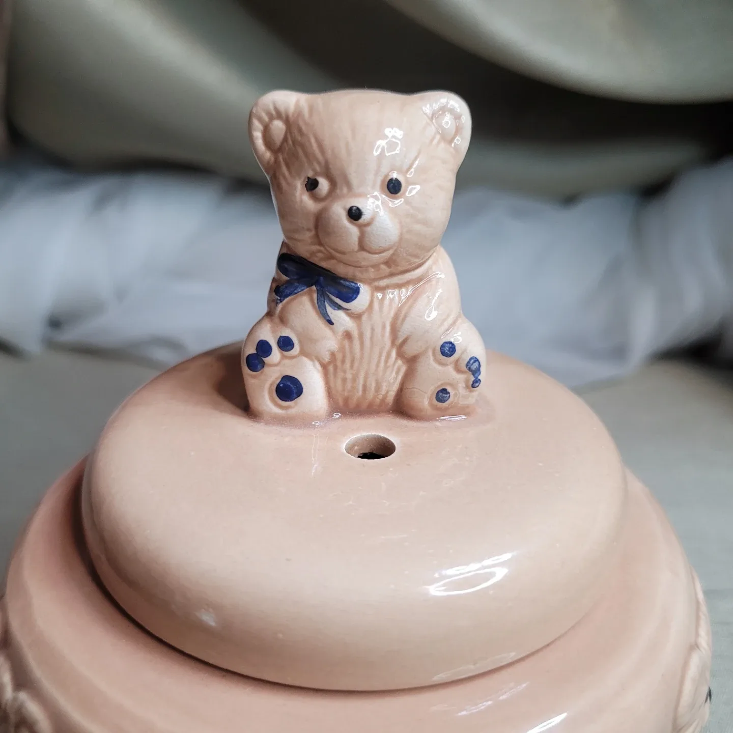Vintage Ceramic Hand Painted Bear Trinket Box- Jewelry -Incense- image indicator(10)