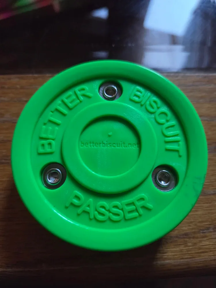 Better Biscuit Sniper &Passer Hockey Puck Combo