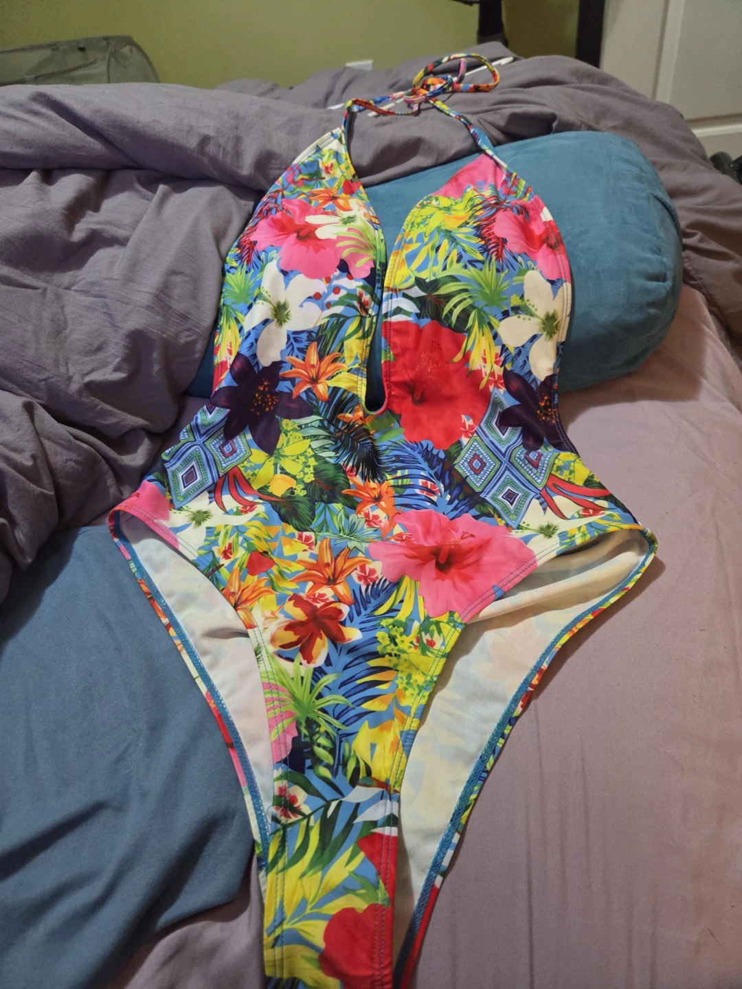 Brand New Never Worn Shein Floral One-Piece Swimsuit - Size L - photo 2