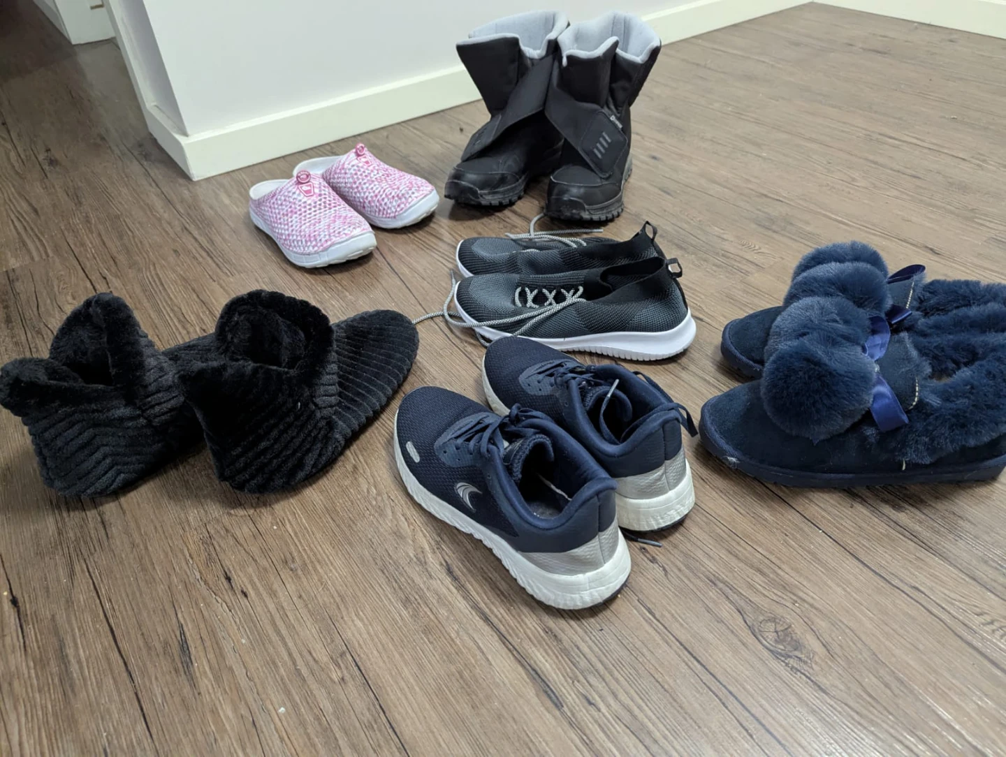 Women shoes and snow boots