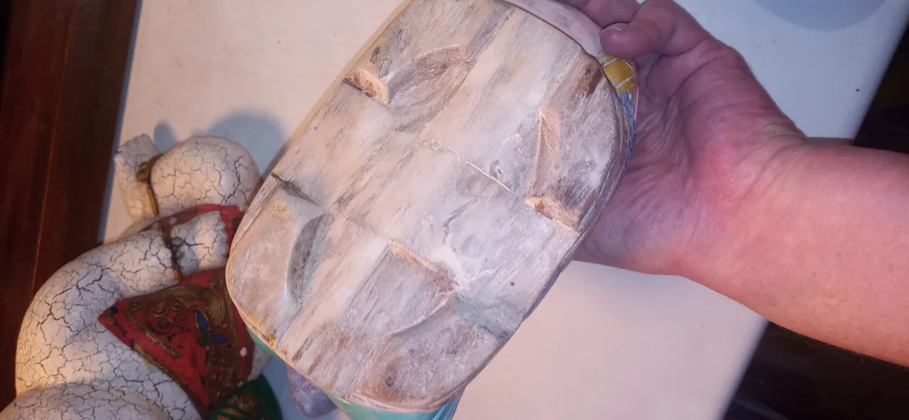 2 Vintage Folk Art Carved Ladies on Couch image indicator(3)