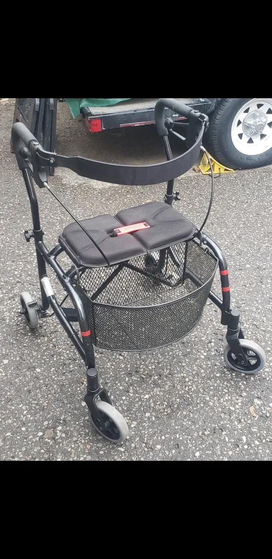 Nexus rollator