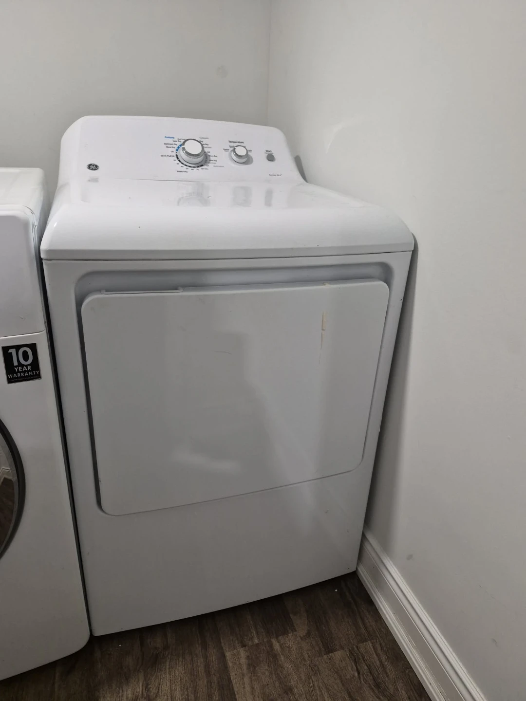 GE White Dryer