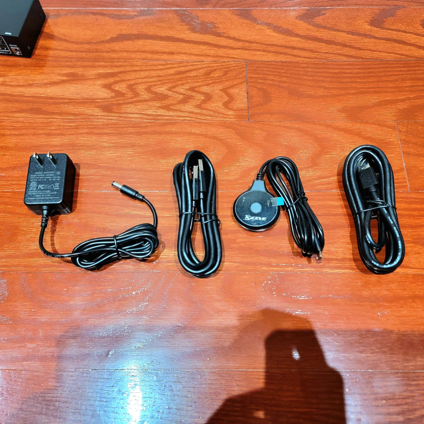 Kceve 8K HDMI Display Port Dual Monitor KVM Switch - photo 5