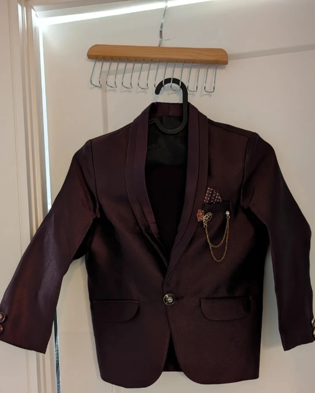Boys Burgundy Suit Jacket set with Pant & Tie - photo 2