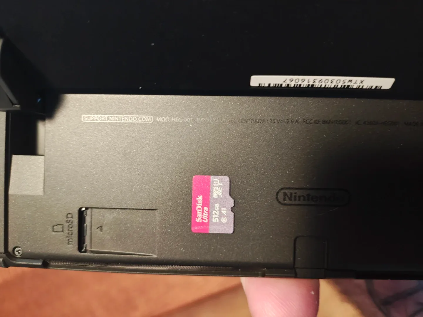 Nintendo Switch OLED Model with Games image indicator(7)