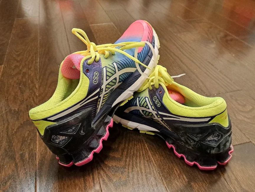 🏃‍♀️🏃‍♀️ nEw 🏃‍♀️🏃‍♀️ ASICS Gel-Kinsei 6 running shoes #CleanOut image indicator(6)