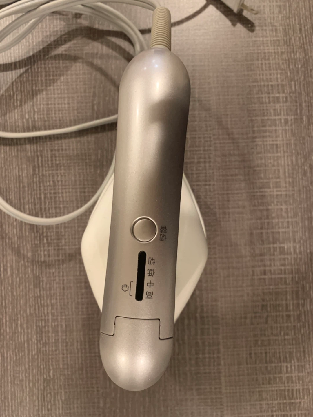 Hitachi CSI-RX2 Garment Steamer - White - photo 4