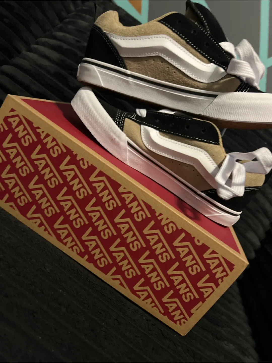 Vans Knu Skool - Black/Brown #cleanout