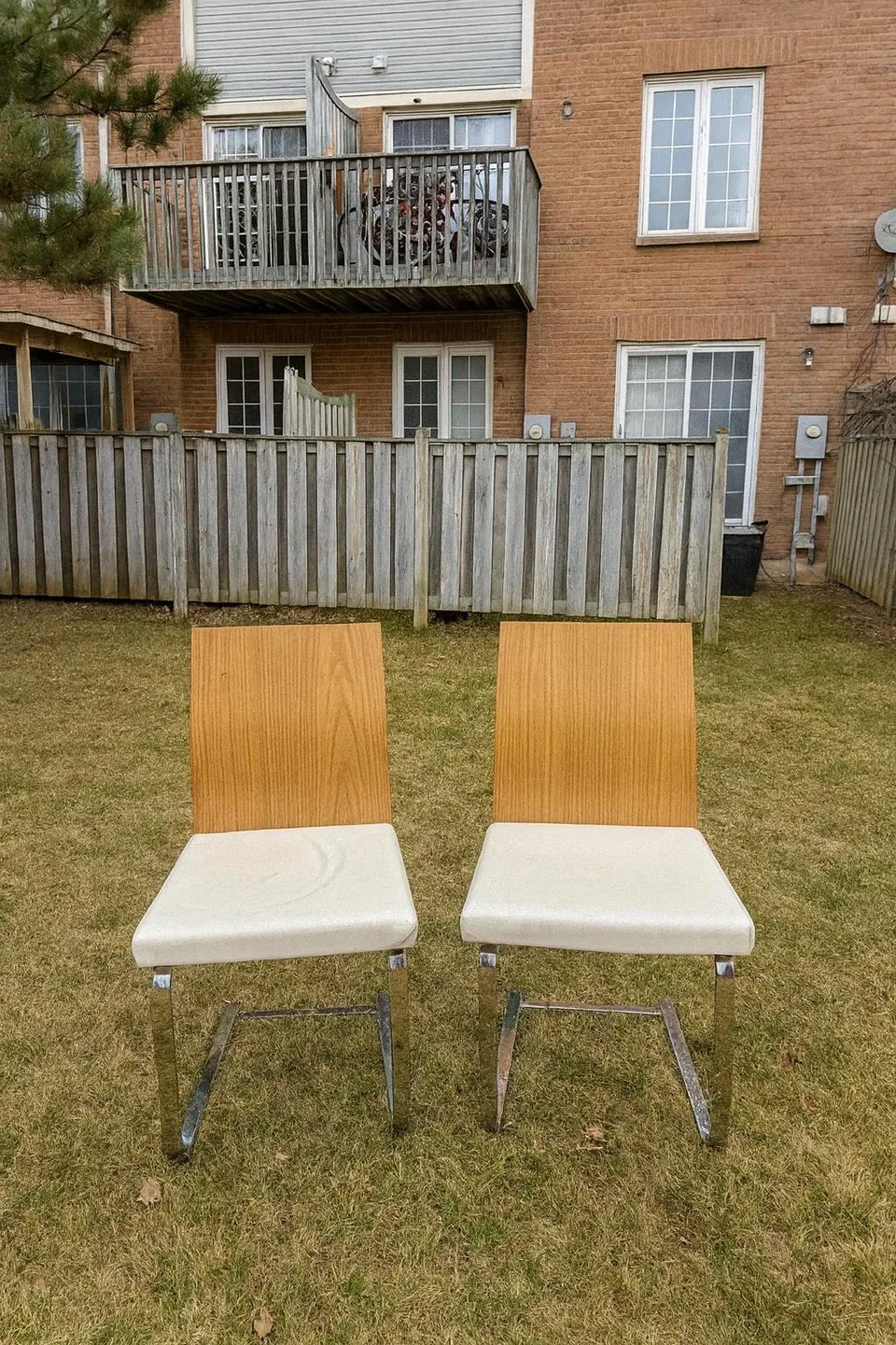 Set of 4 Domitalia Italian Dining Chairs  #cleanout image indicator(2)