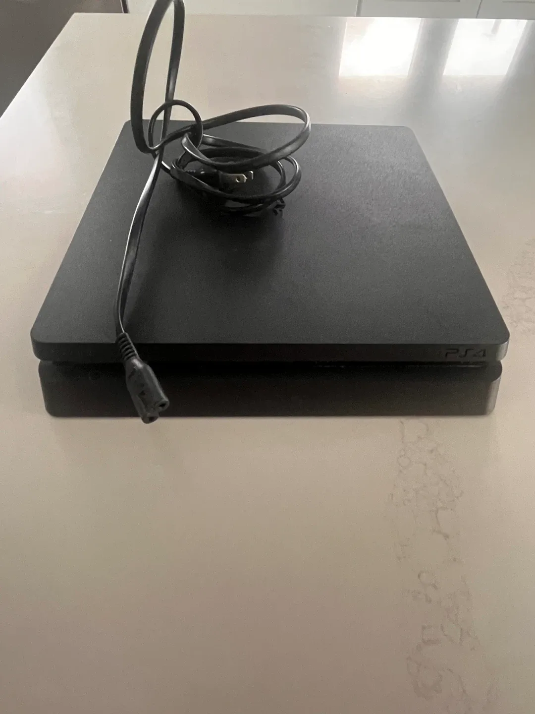 PlayStation 4 with Controller & Games image indicator(3)